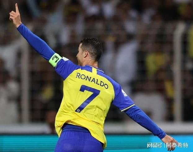 伯恩茅斯vs利兹联伯恩茅斯直播直播卡里克：能以这套临时防线零封，要对教练组给予极大肯定